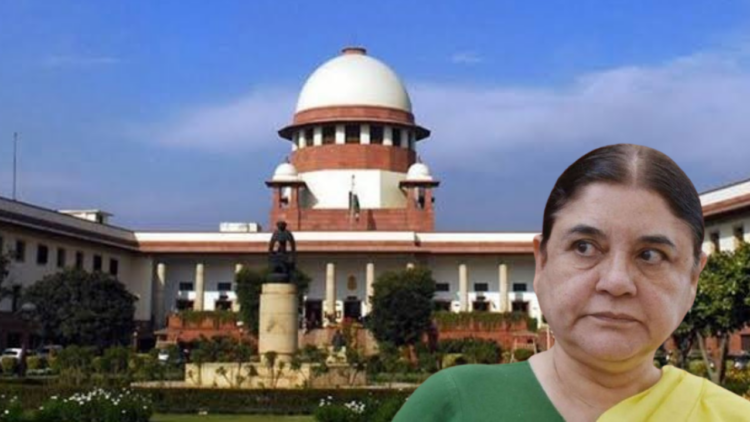 Supreme Court, Maneka Gandhi's petition rejected,